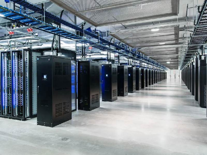 Trung tâm Dữ liệu & Tòa nhà Thương mại